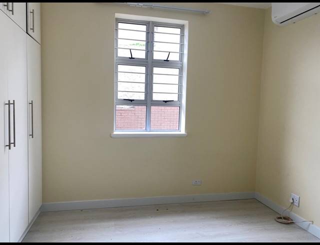 1.5 BEDROOM FLAT FOR SALE IN GLENWOOD